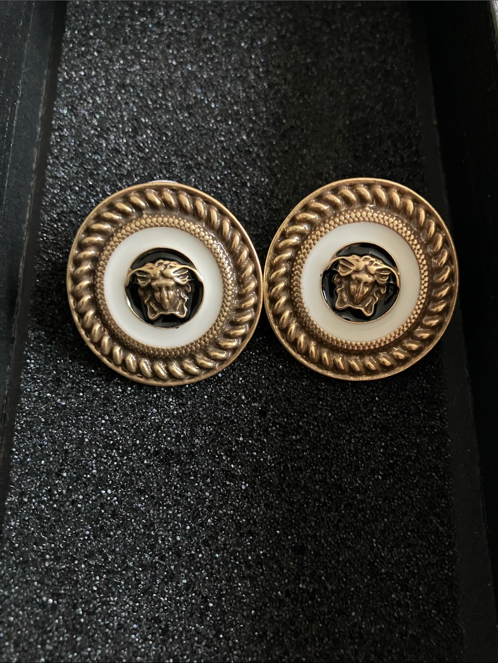 Vintage Medusa Earrings 925 Stamped.